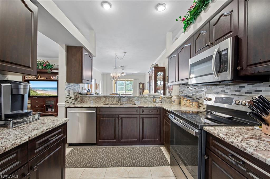 STONEYBROOK - Residential