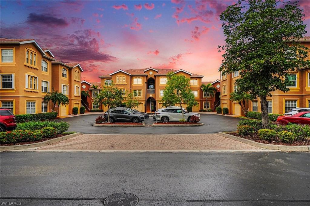 GARDENS AT BEACHWALK - Residential