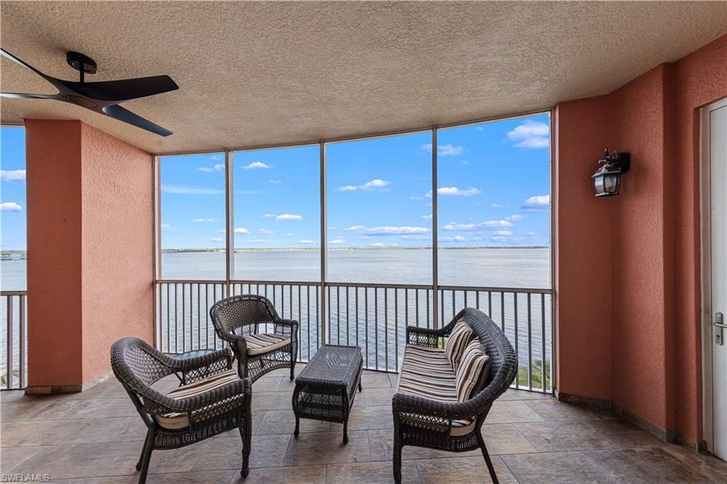 ST. TROPEZ - Residential