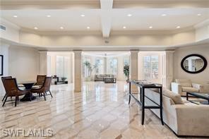 ST. TROPEZ - Residential