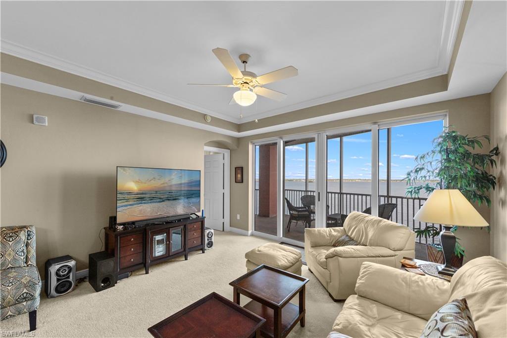 ST. TROPEZ - Residential