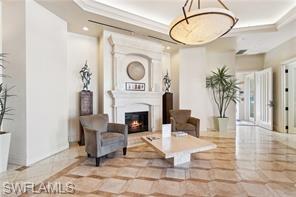 ST. TROPEZ - Residential