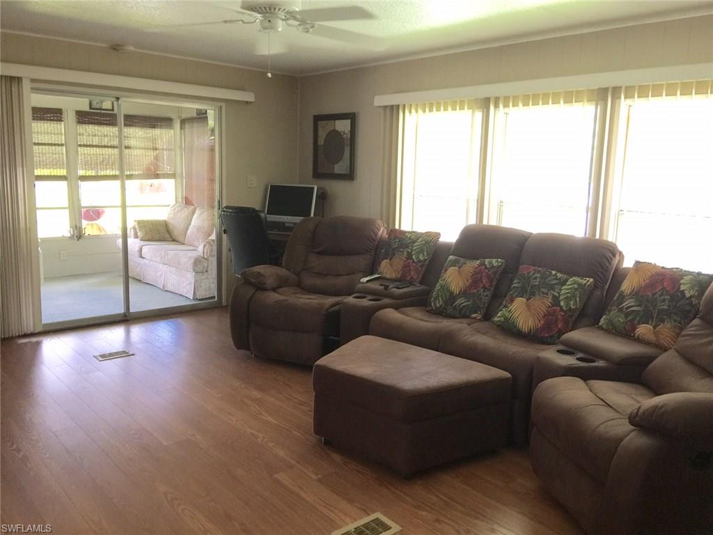 LAZY DAYS MOBILE VILLAGE - Residential