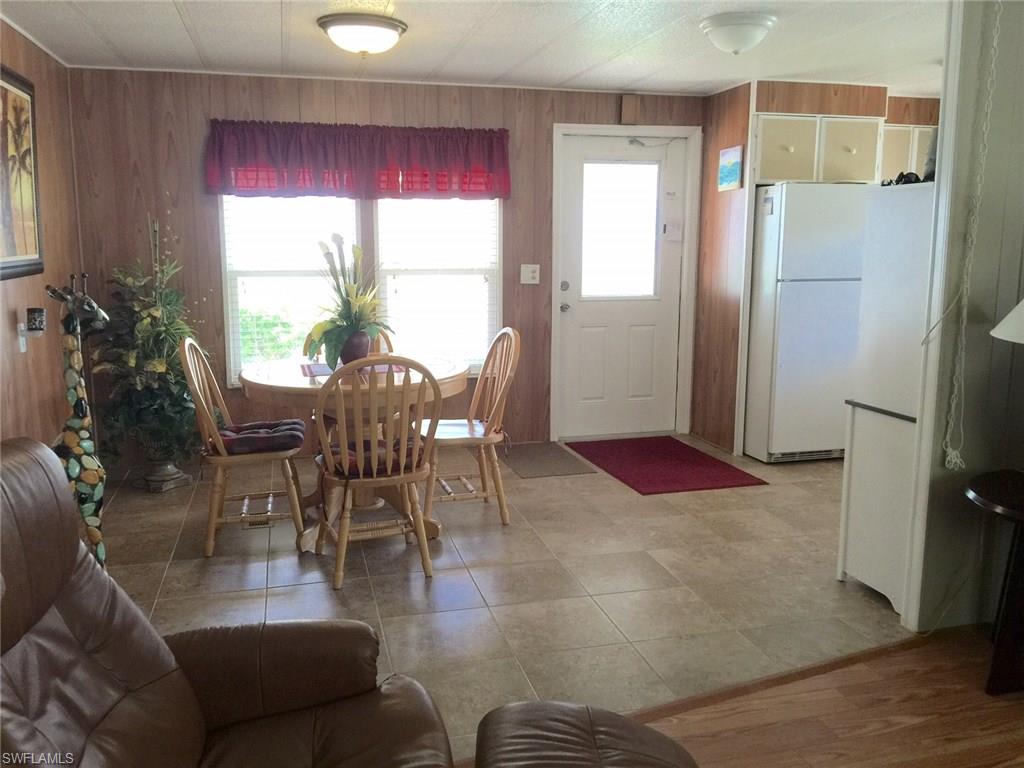 LAZY DAYS MOBILE VILLAGE - Residential