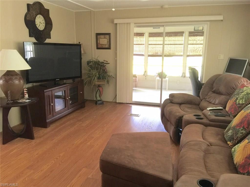 LAZY DAYS MOBILE VILLAGE - Residential