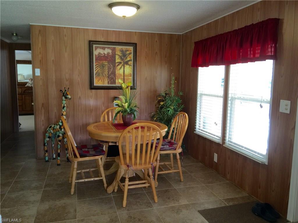 LAZY DAYS MOBILE VILLAGE - Residential