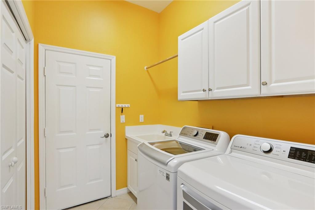 BRADFORD LAKES - Residential