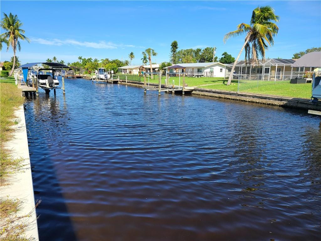 CAPE CORAL - Land