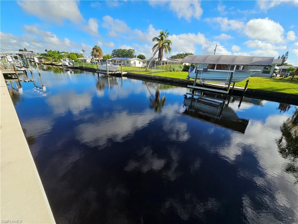 CAPE CORAL - Land