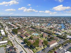 AQUARIUS APTS OF MARCO ISLAND - Residential