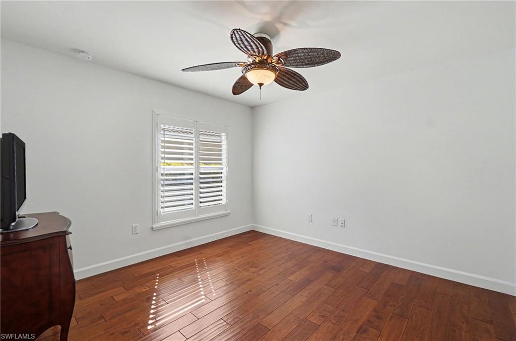 SHADOW GLEN - Residential