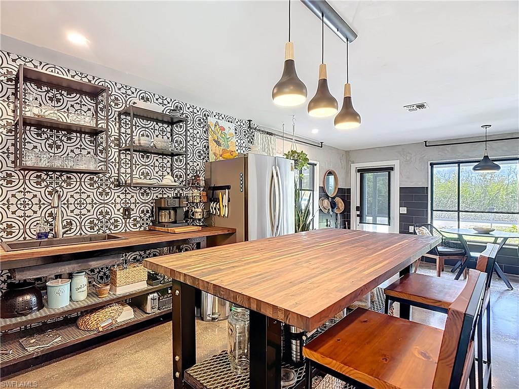 PINE ISLAND - Residential