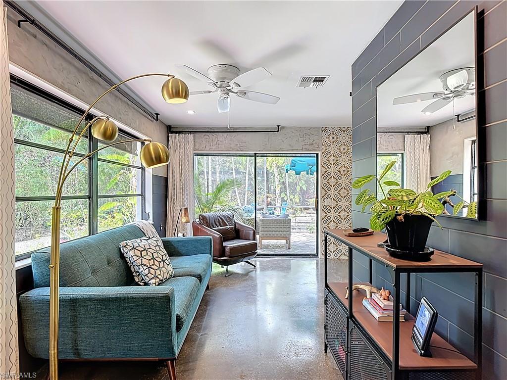 PINE ISLAND - Residential