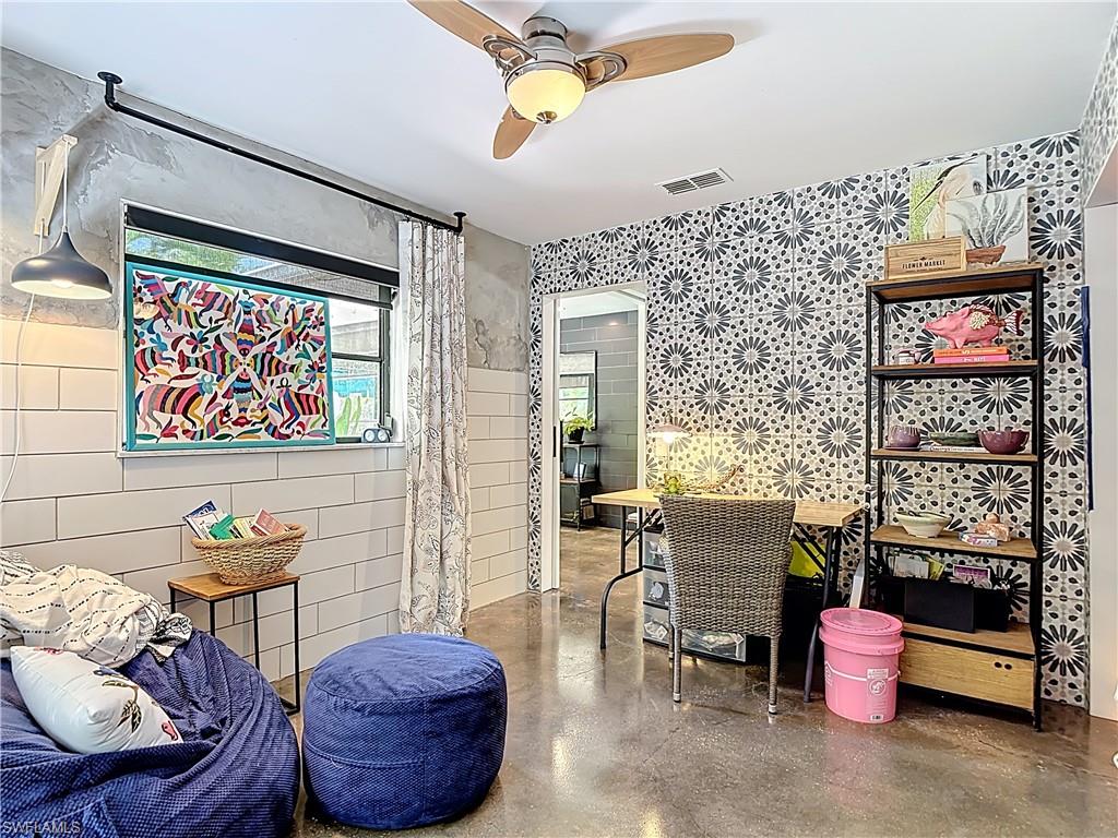 PINE ISLAND - Residential