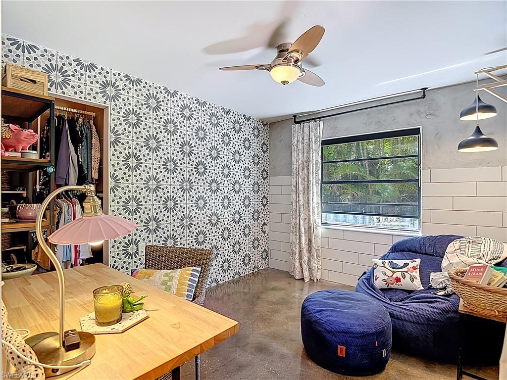 PINE ISLAND - Residential