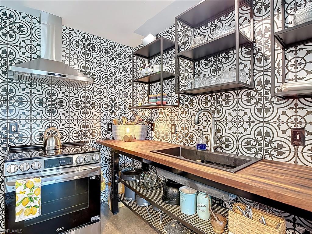 PINE ISLAND - Residential