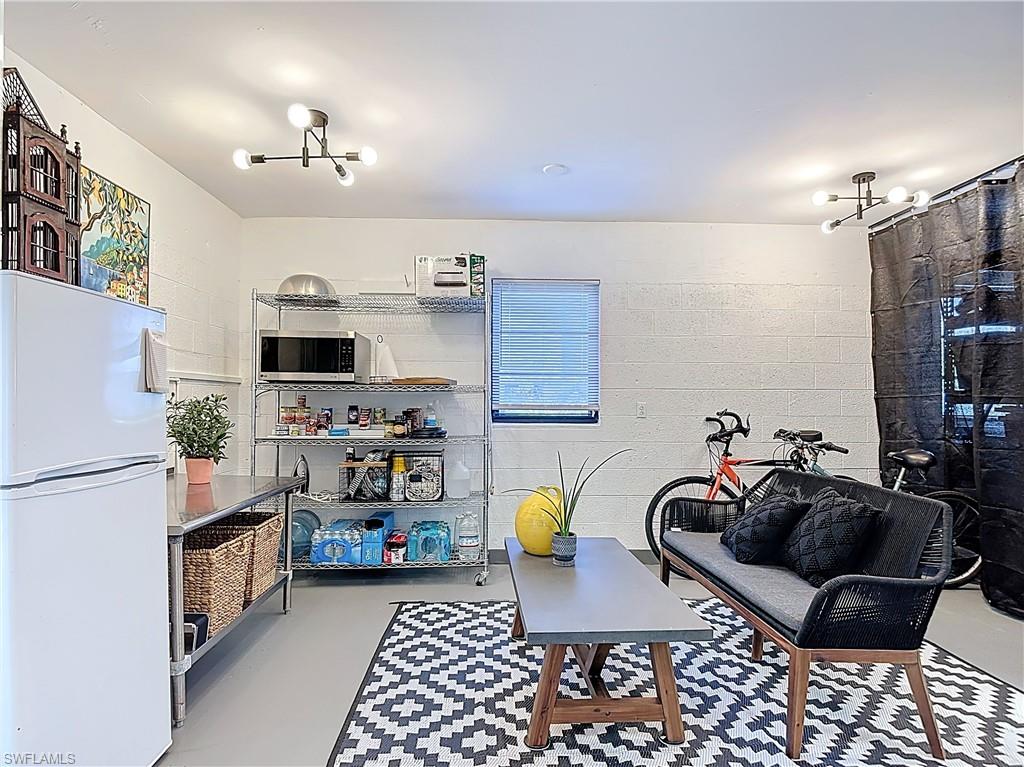 PINE ISLAND - Residential