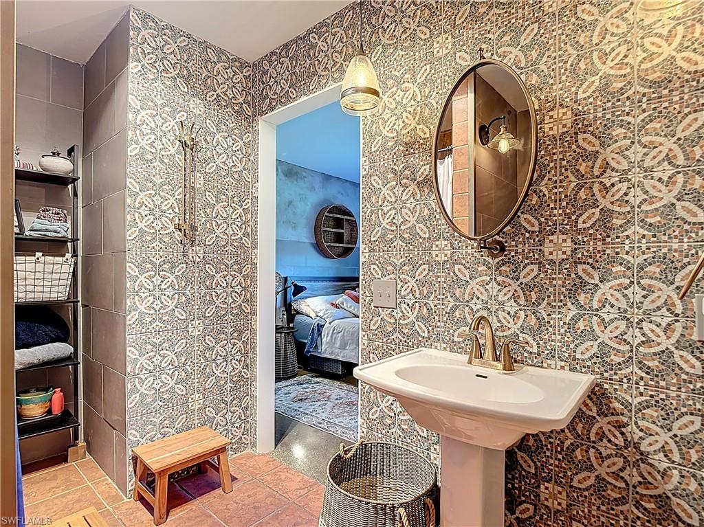 PINE ISLAND - Residential