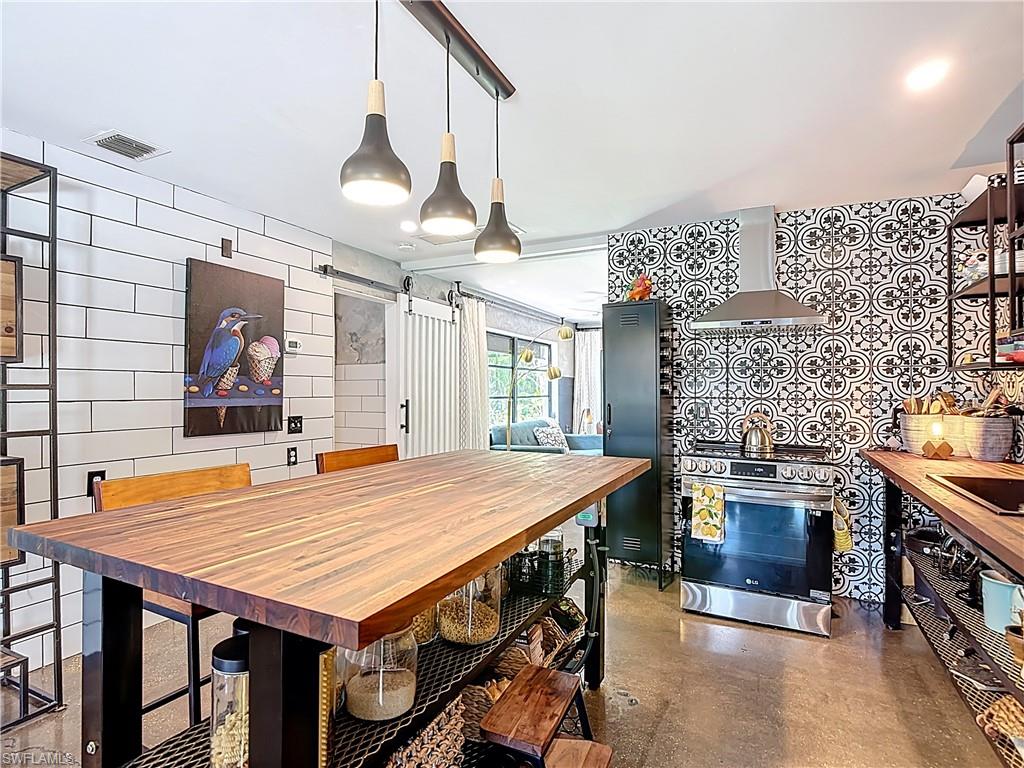 PINE ISLAND - Residential