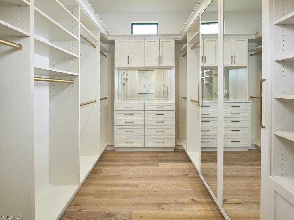 AQUALANE SHORES - Residential