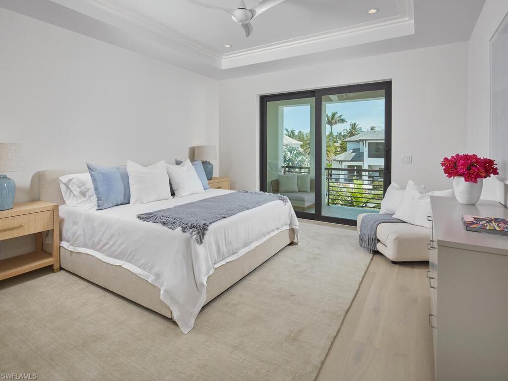 AQUALANE SHORES - Residential