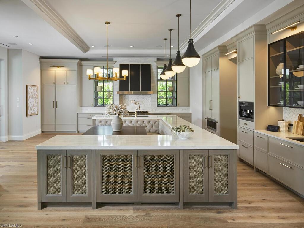 AQUALANE SHORES - Residential