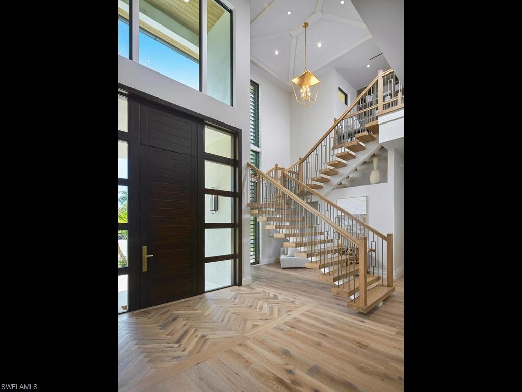 AQUALANE SHORES - Residential