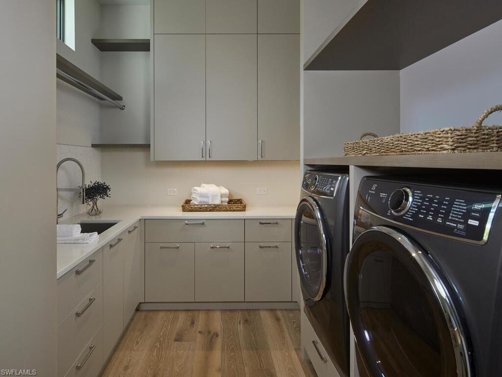 AQUALANE SHORES - Residential