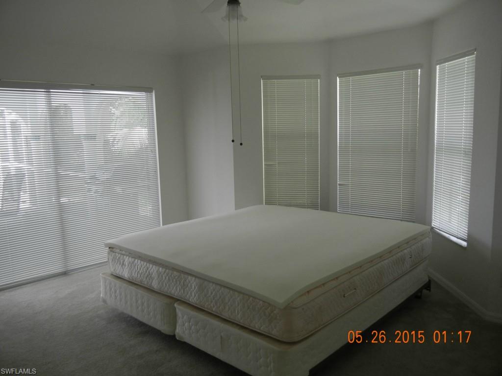 FOUR MILE COVE - Residential