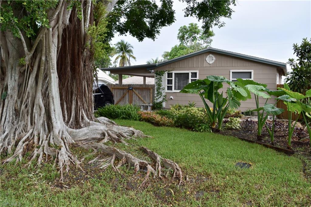 NAPLES PARK - Residential