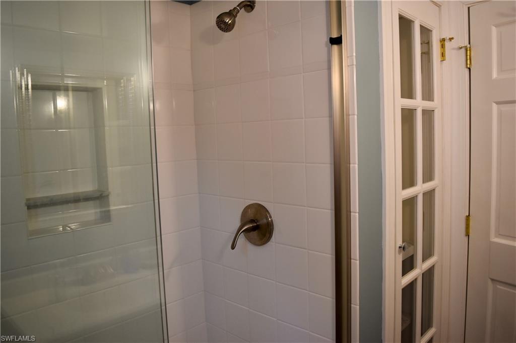 NAPLES PARK - Residential