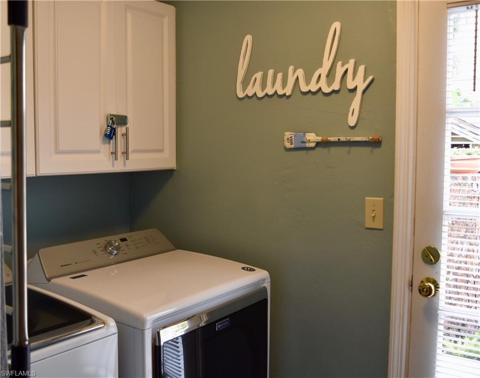 NAPLES PARK - Residential