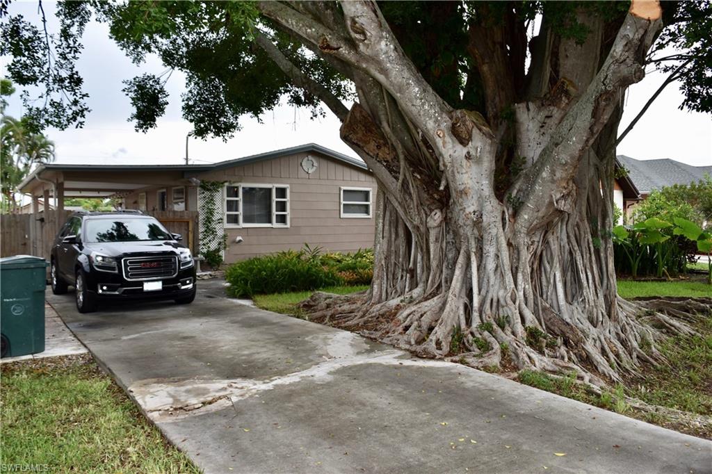 NAPLES PARK - Residential