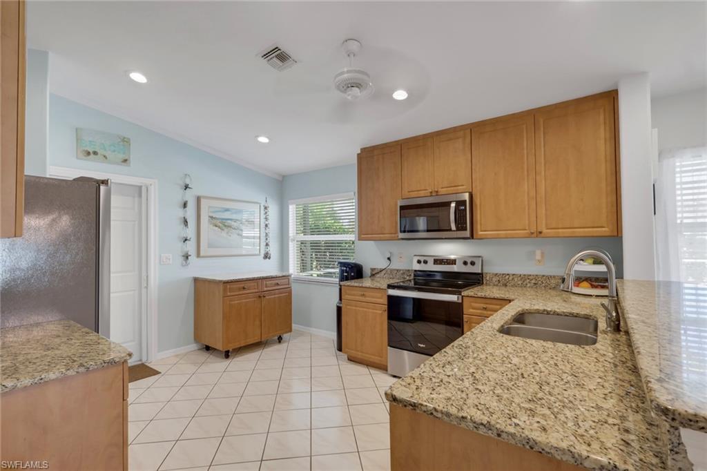 COLONY POINTE - Residential