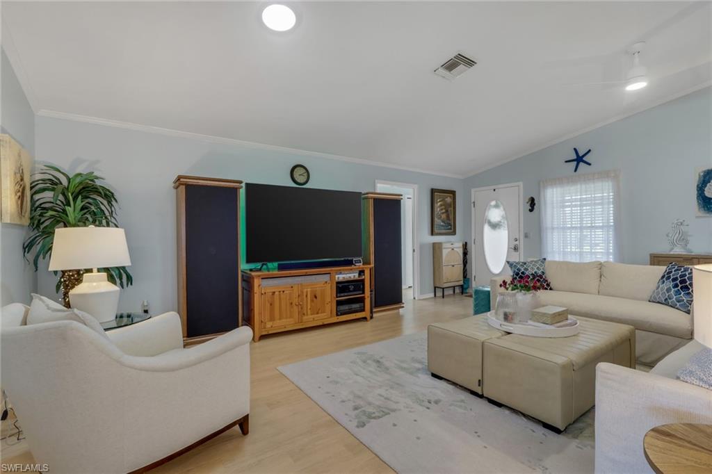 COLONY POINTE - Residential