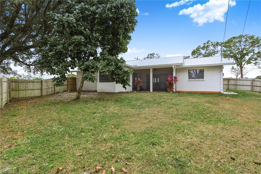 LEHIGH ACRES - Residential