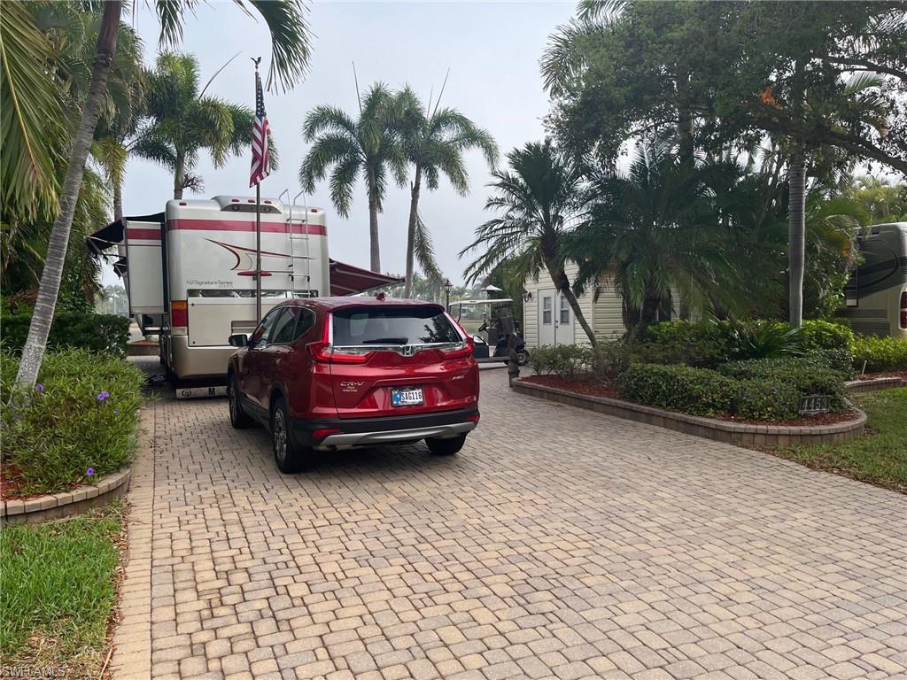 PELICAN LAKE RV RESORT - Land