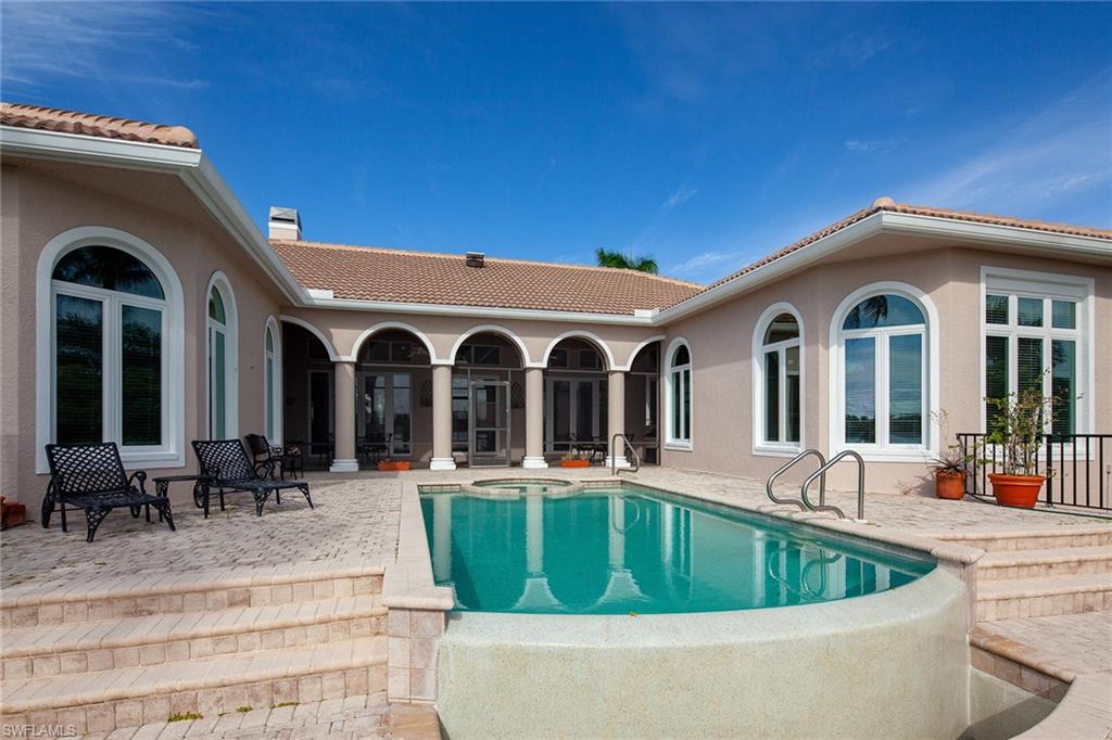 AQUALANE SHORES - Residential