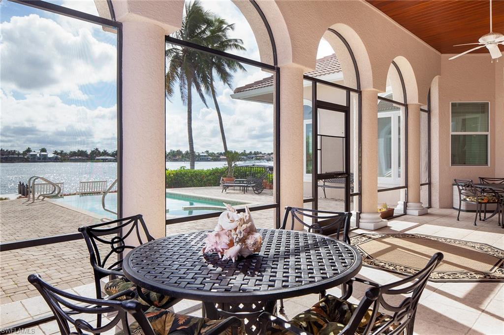 AQUALANE SHORES - Residential