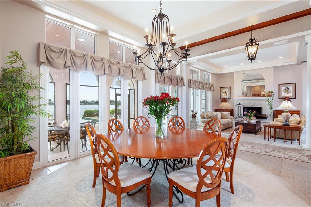 AQUALANE SHORES - Residential