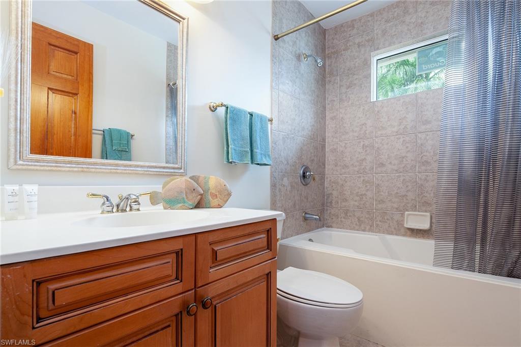 AQUALANE SHORES - Residential