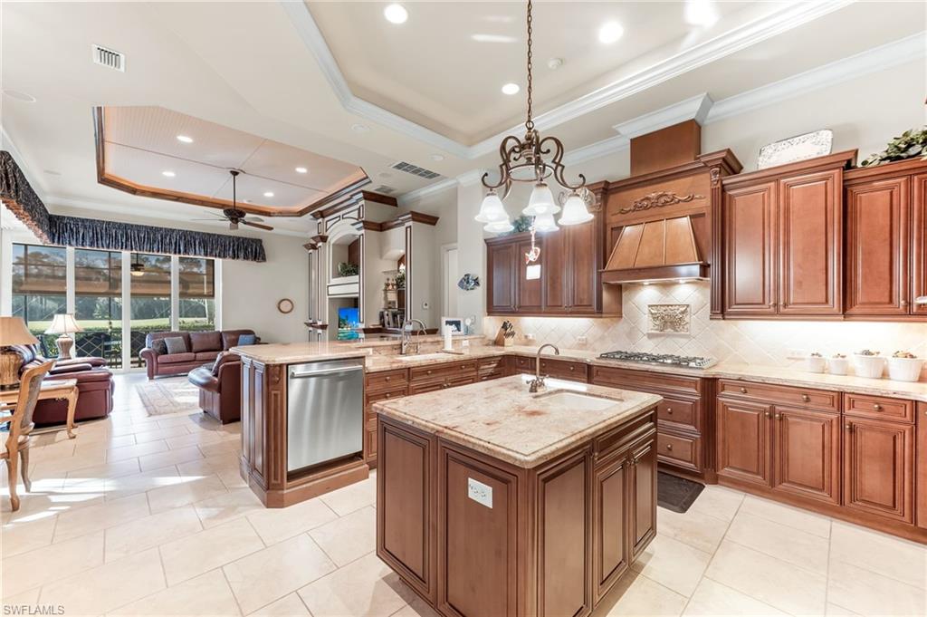 CLASSICS PLANTATION ESTATES - Residential