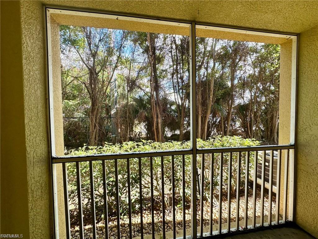 THE RESIDENCE - Residential