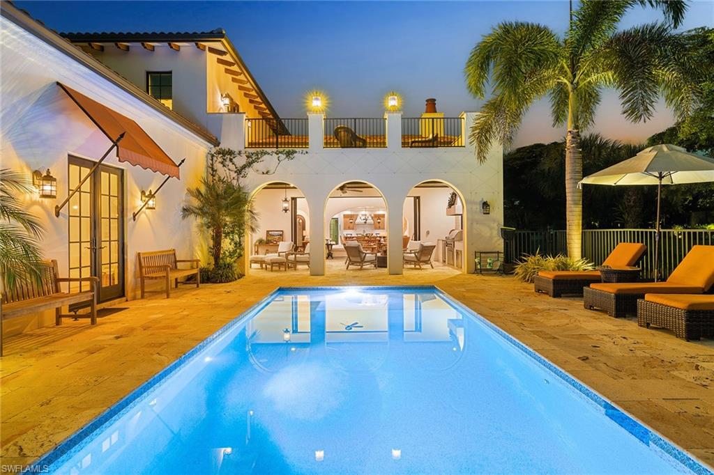 LUCARNO - Residential