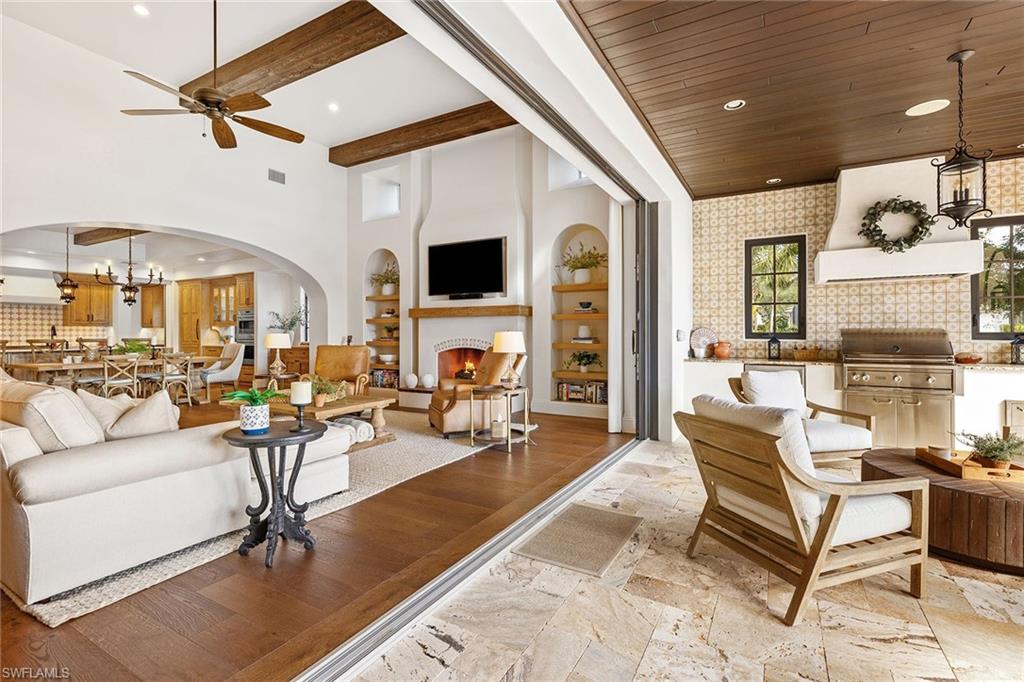 LUCARNO - Residential