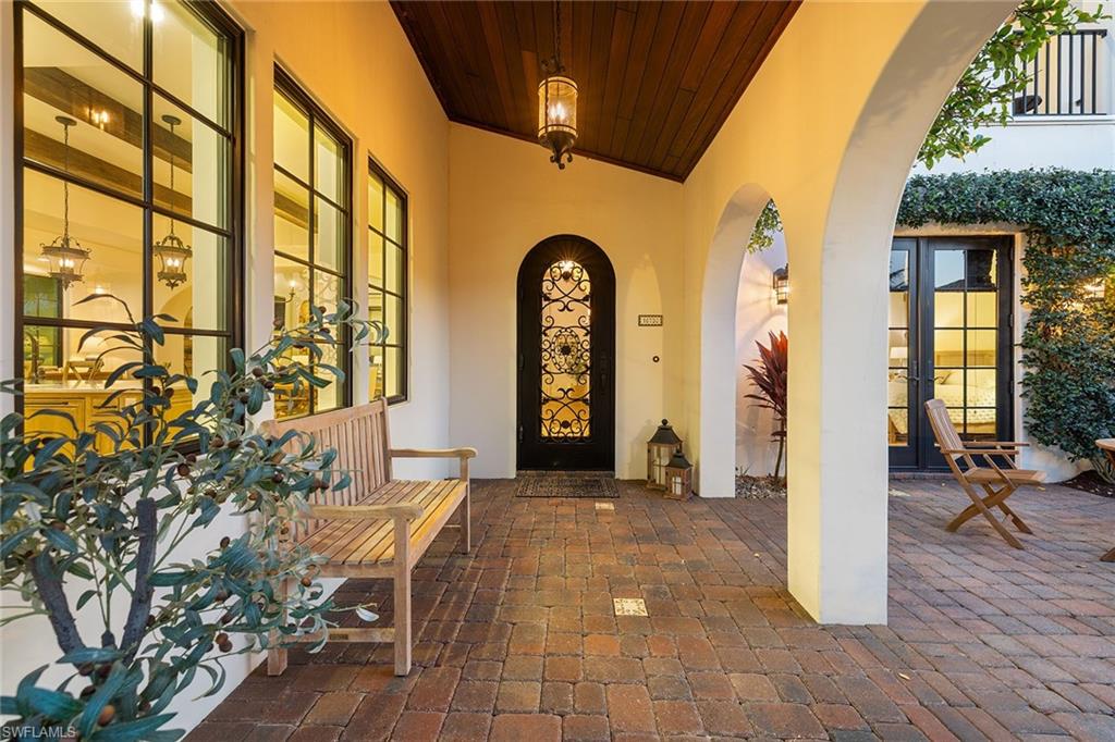 LUCARNO - Residential