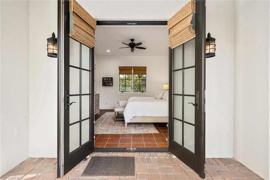 LUCARNO - Residential