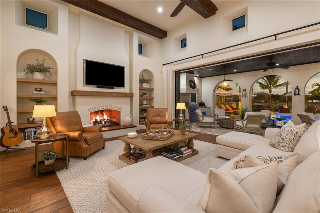 LUCARNO - Residential