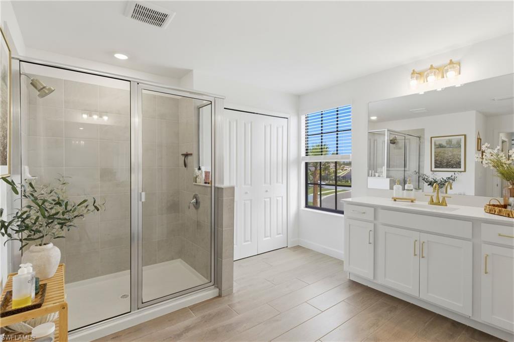 TIMBER CREEK - Residential