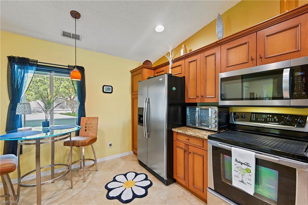 NEW WATERFORD - Residential